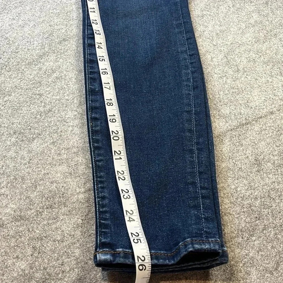 LOFT Curvy Skinny Crop. Dark Wash, 26. - Picture 5 of 11